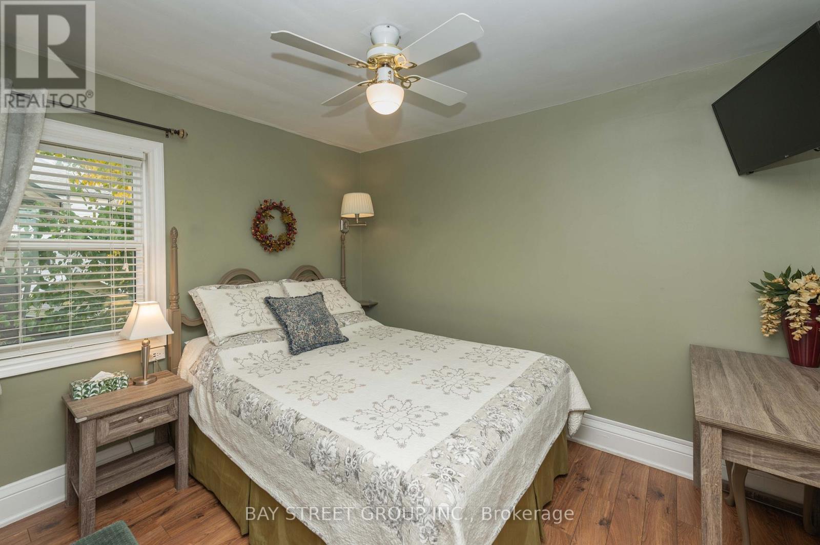 4467 John Street, Niagara Falls, Ontario  L2E 1A4 - Photo 21 - X12589276