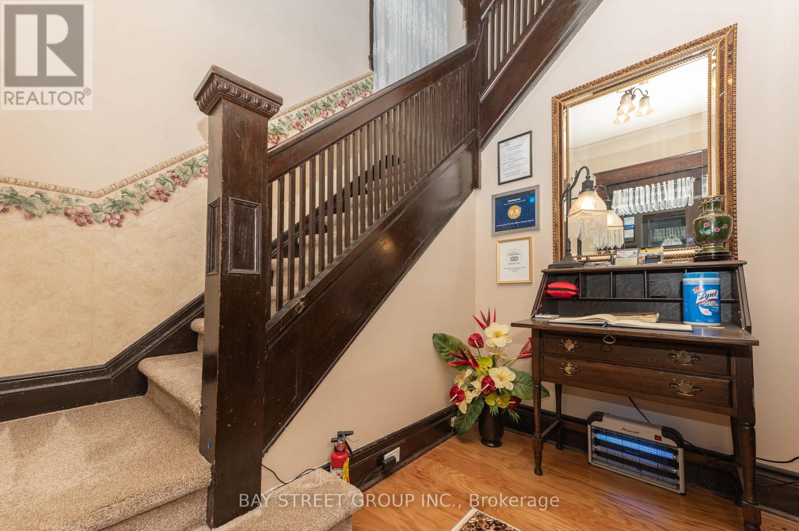 4467 John Street, Niagara Falls, Ontario  L2E 1A4 - Photo 27 - X12589276