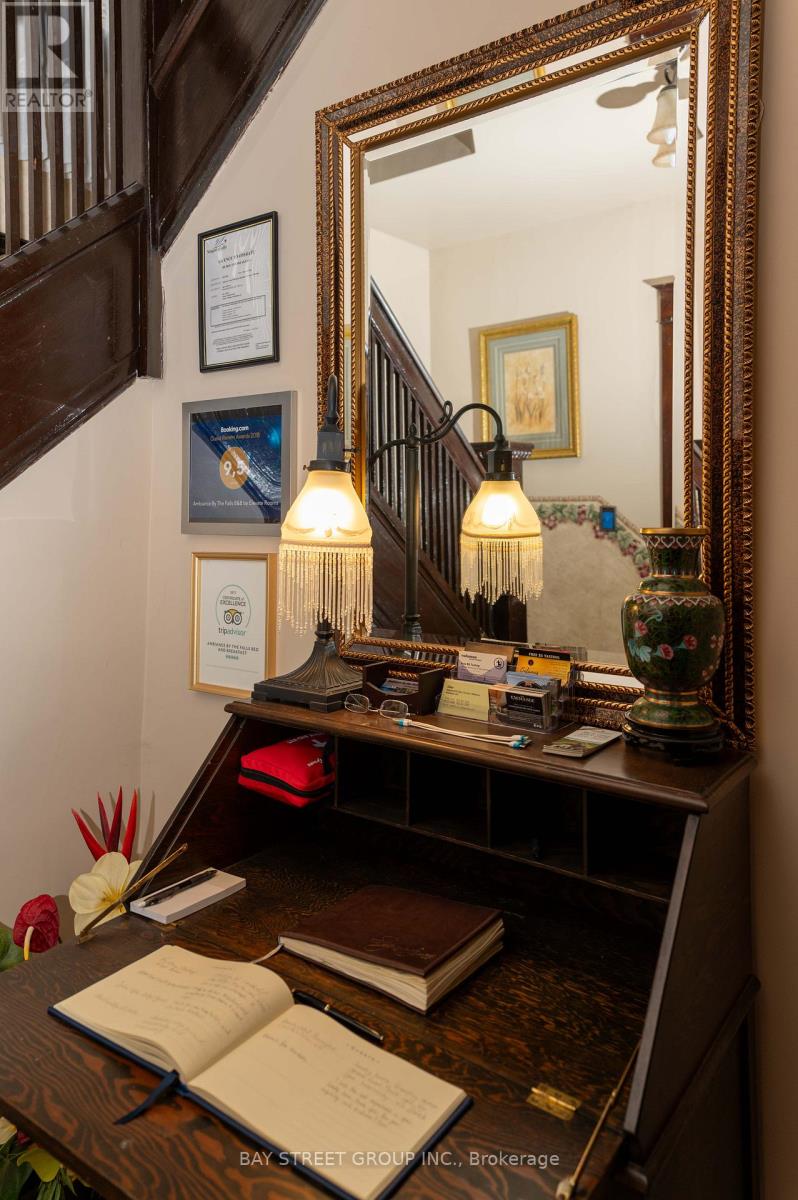 4467 John Street, Niagara Falls, Ontario  L2E 1A4 - Photo 29 - X12589276