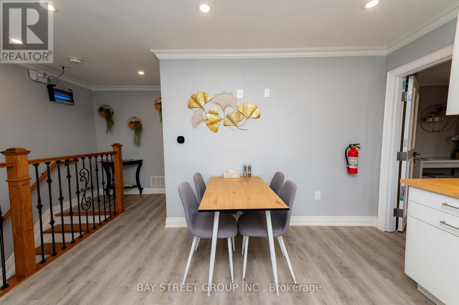 4467 John Street, Niagara Falls, Ontario  L2E 1A4 - Photo 37 - X12589276