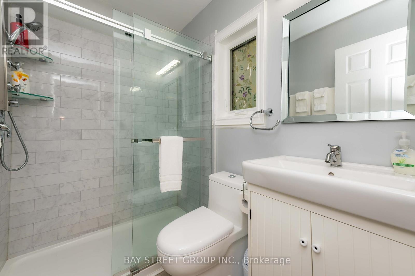 4467 John Street, Niagara Falls, Ontario  L2E 1A4 - Photo 40 - X12589276