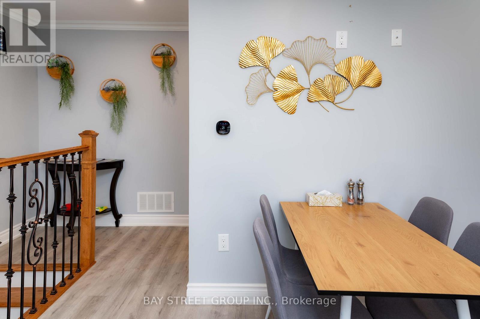 4467 John Street, Niagara Falls, Ontario  L2E 1A4 - Photo 43 - X12589276