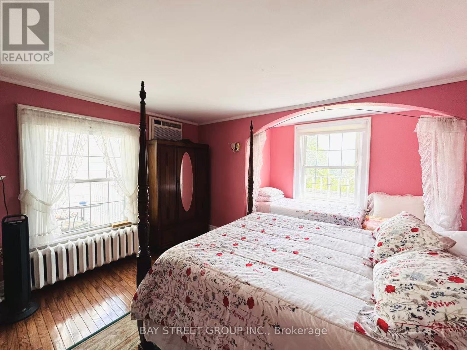 4983 River Road, Niagara Falls, Ontario  L2E 3G6 - Photo 24 - X12589280