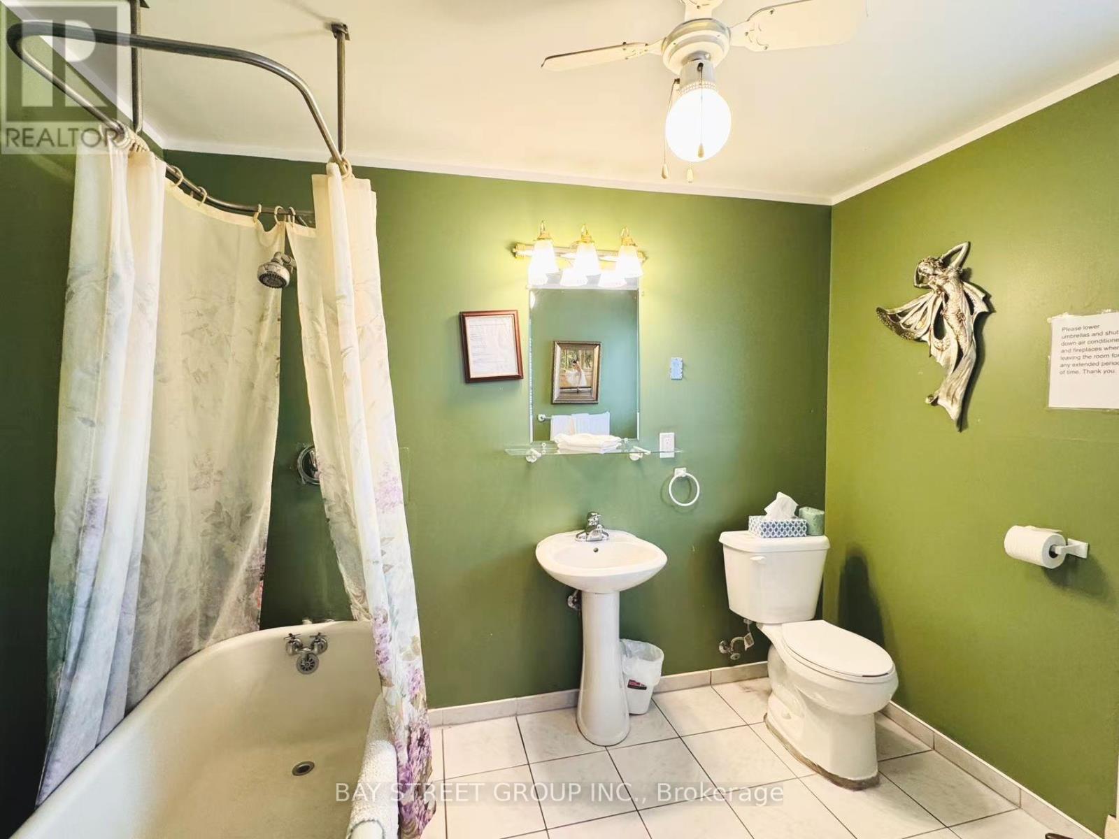 4983 River Road, Niagara Falls, Ontario  L2E 3G6 - Photo 33 - X12589280