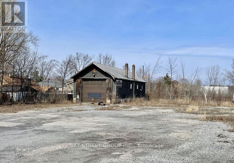 1 Drew Street, Welland, Ontario  L3C 5H8 - Photo 3 - X12589294