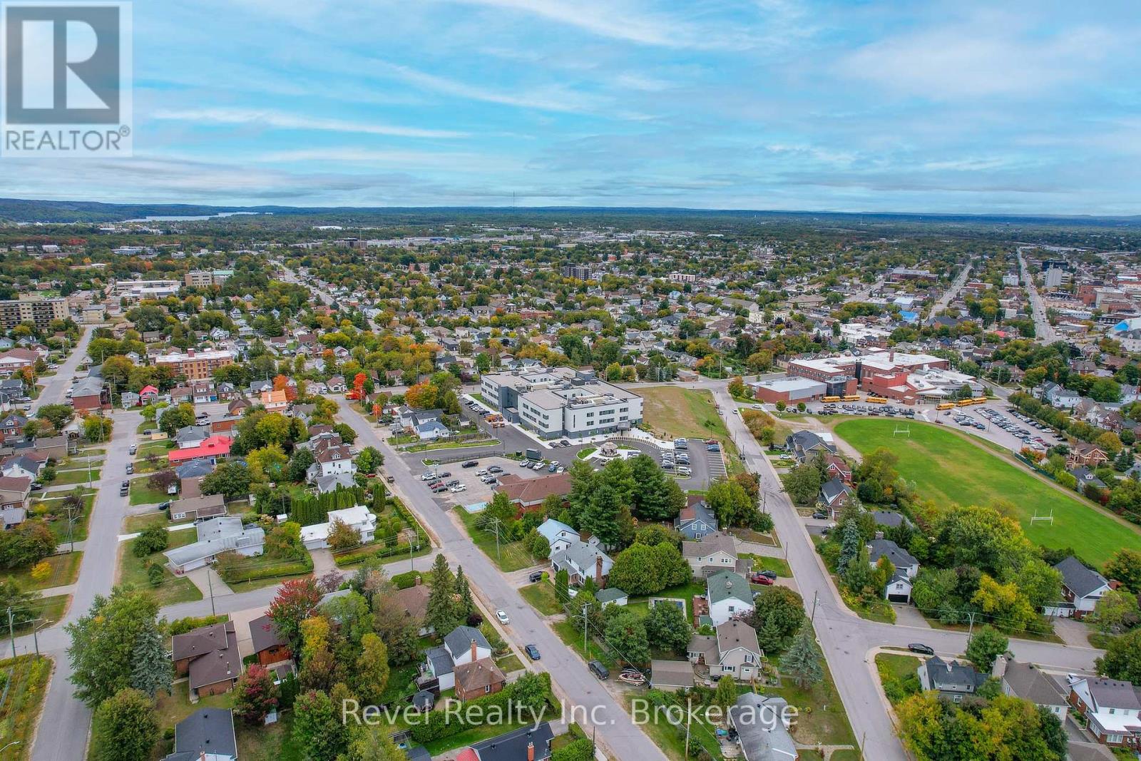 707 Bloem Street, North Bay, Ontario  P1B 4Z5 - Photo 47 - X12527508