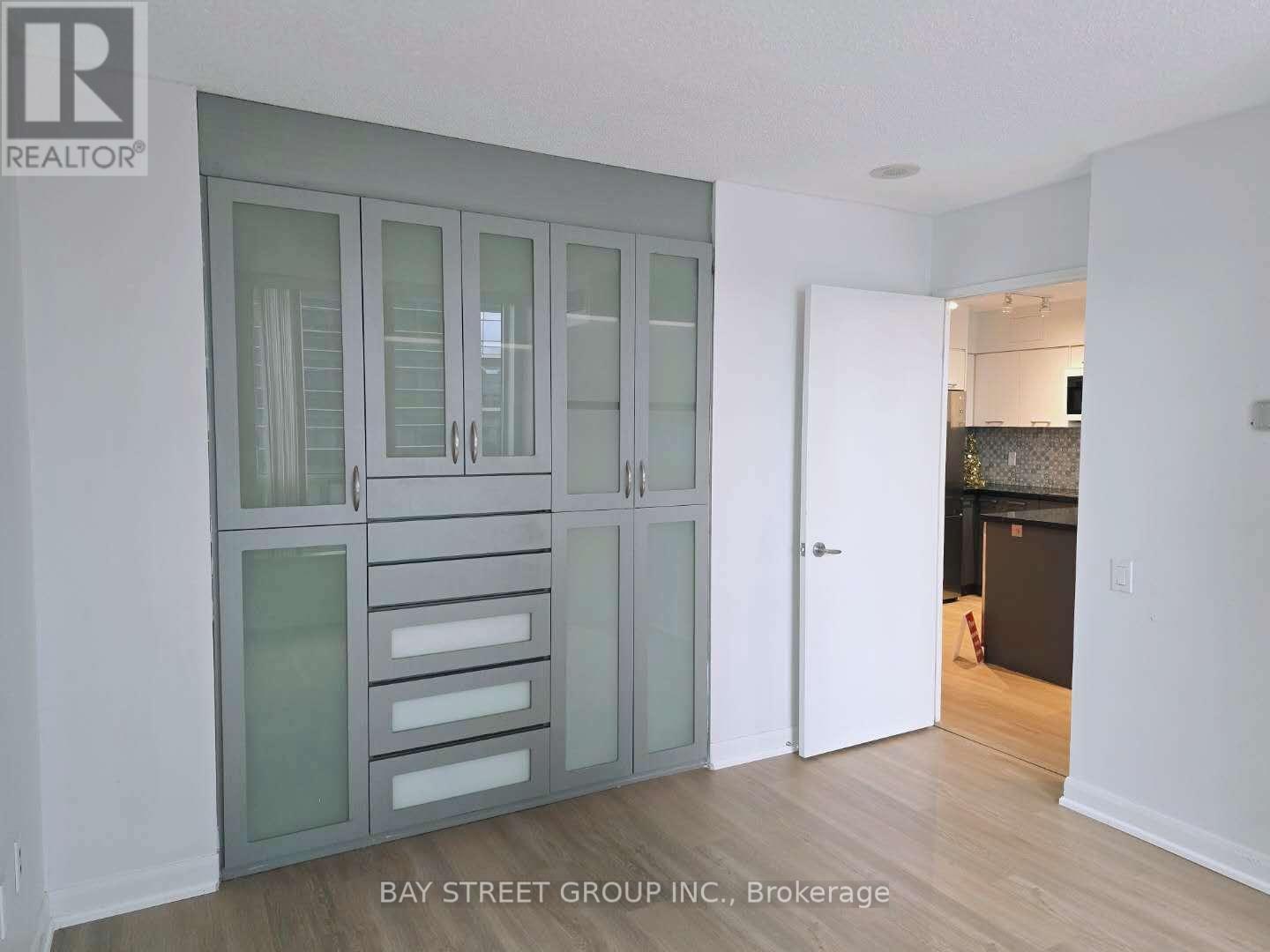 707 - 33 Sheppard Avenue E, Toronto, Ontario  M2N 7K1 - Photo 17 - C12570536