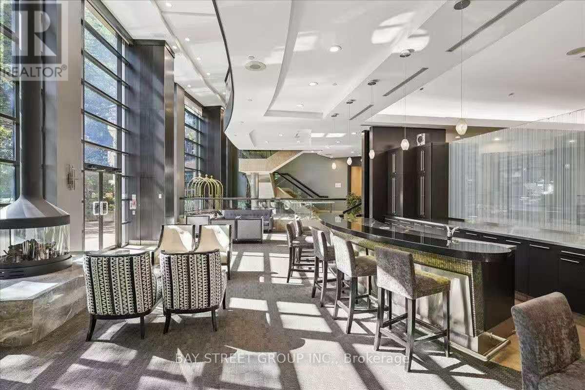 707 - 33 Sheppard Avenue E, Toronto, Ontario  M2N 7K1 - Photo 5 - C12570536