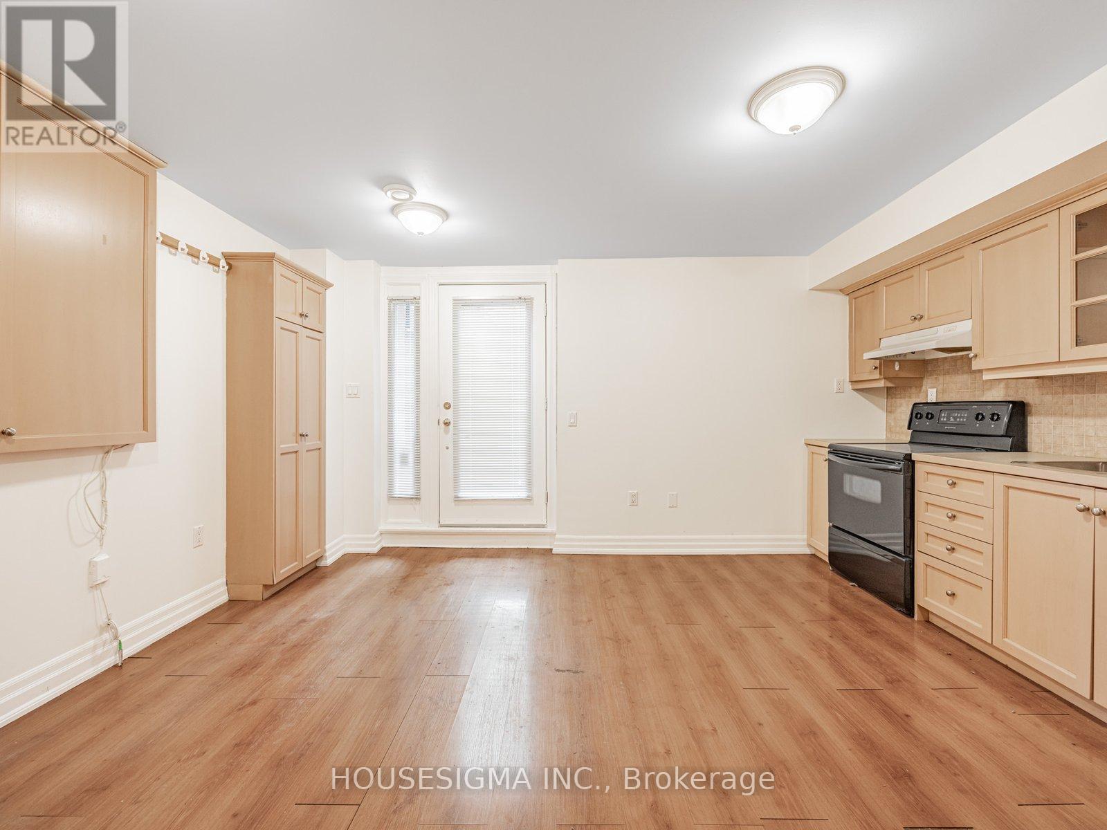 Lower - 529 Crawford Street, Toronto, Ontario  M6G 3J9 - Photo 3 - C12589282