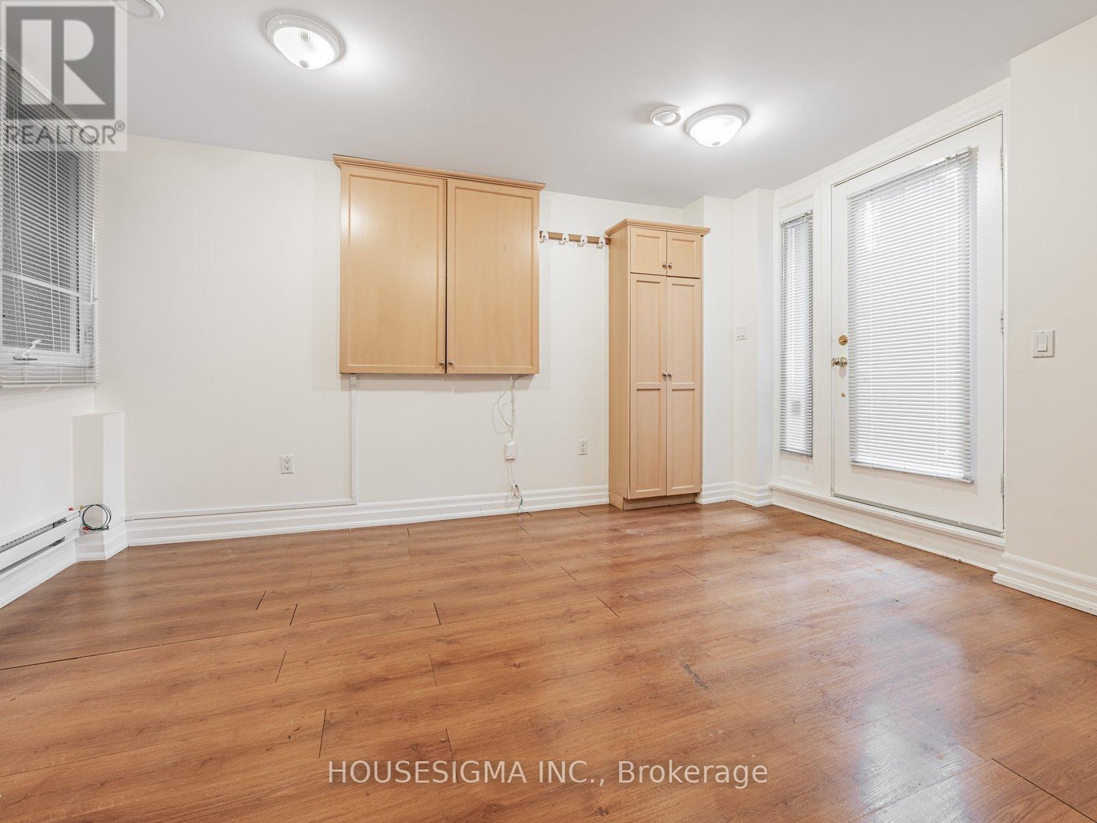 Lower - 529 Crawford Street, Toronto, Ontario  M6G 3J9 - Photo 6 - C12589282