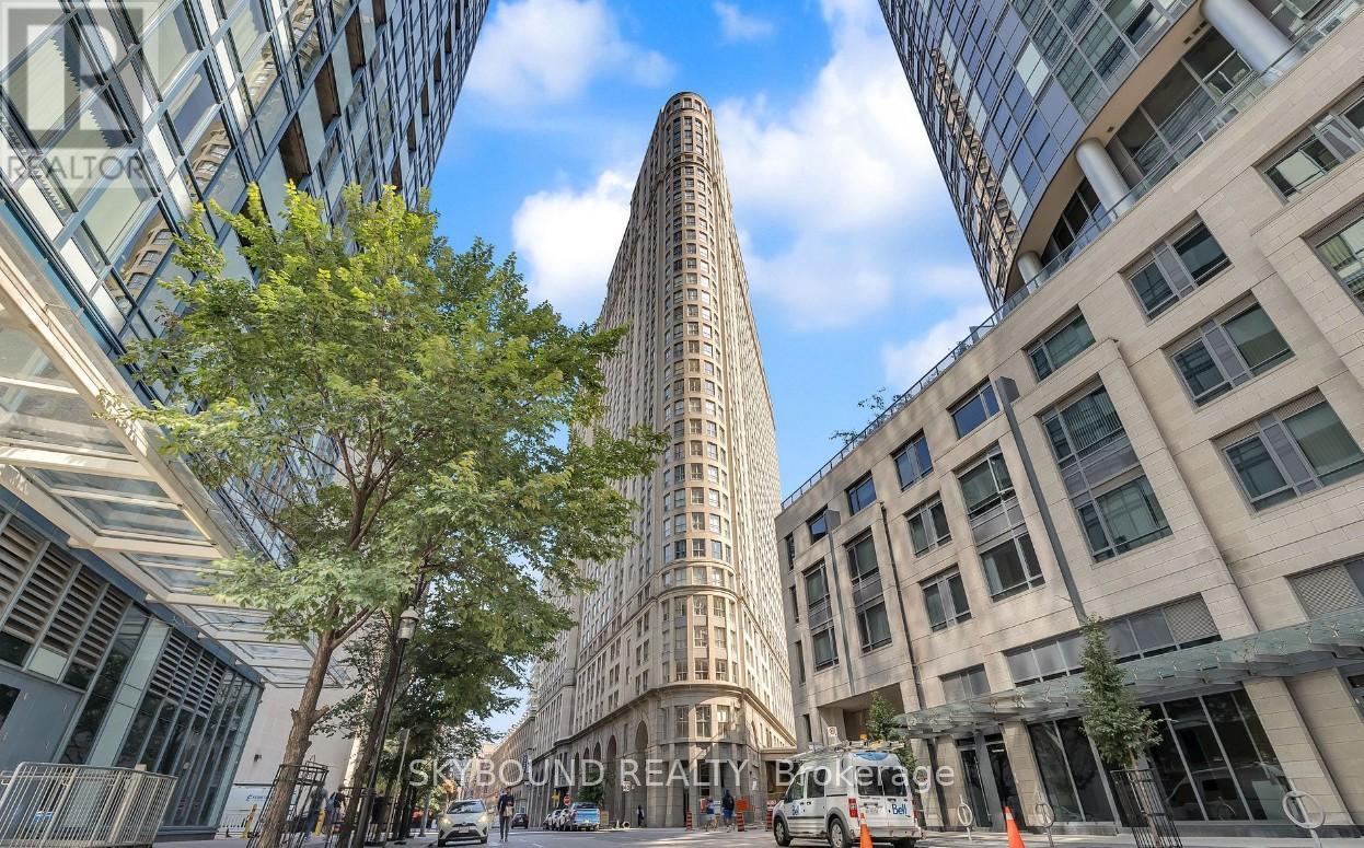 2201 - 25 THE ESPLANADE, Toronto, Ontario