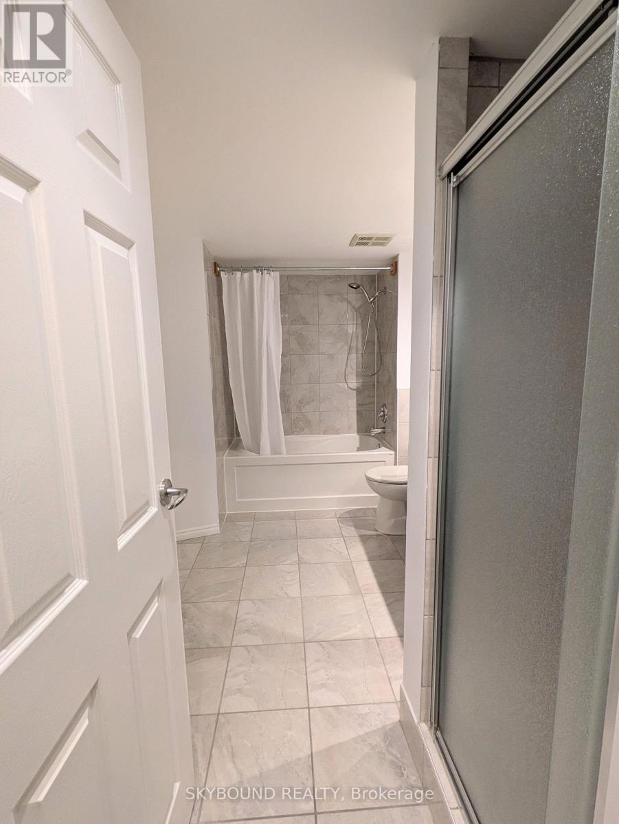 2201 - 25 The Esplanade, Toronto, Ontario  M5E 1W5 - Photo 27 - C12589304