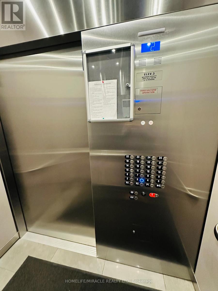 707 - 15 Lynch Street, Brampton, Ontario  L6W 2Z8 - Photo 8 - W12588618