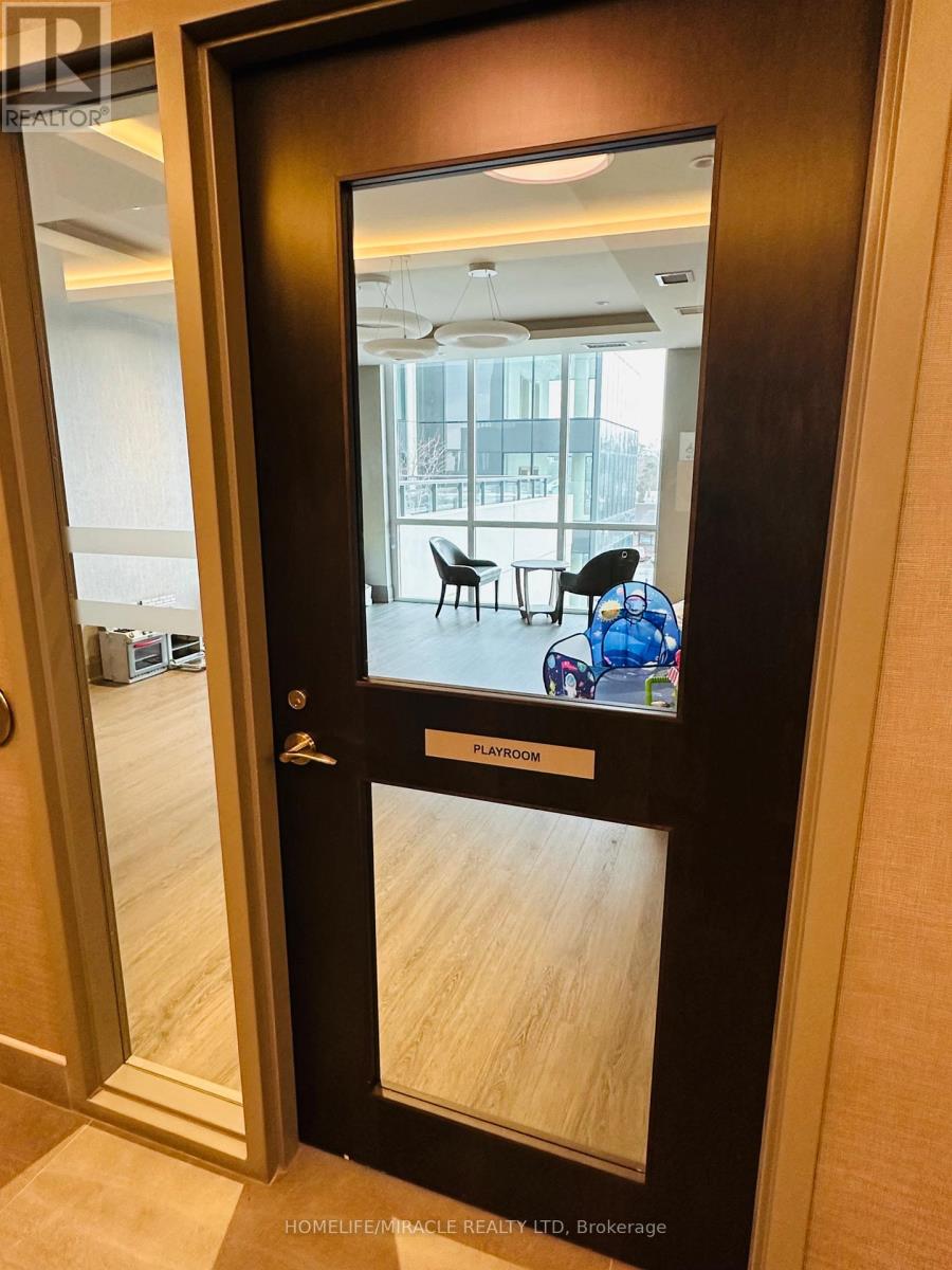 707 - 15 Lynch Street, Brampton, Ontario  L6W 2Z8 - Photo 15 - W12588618