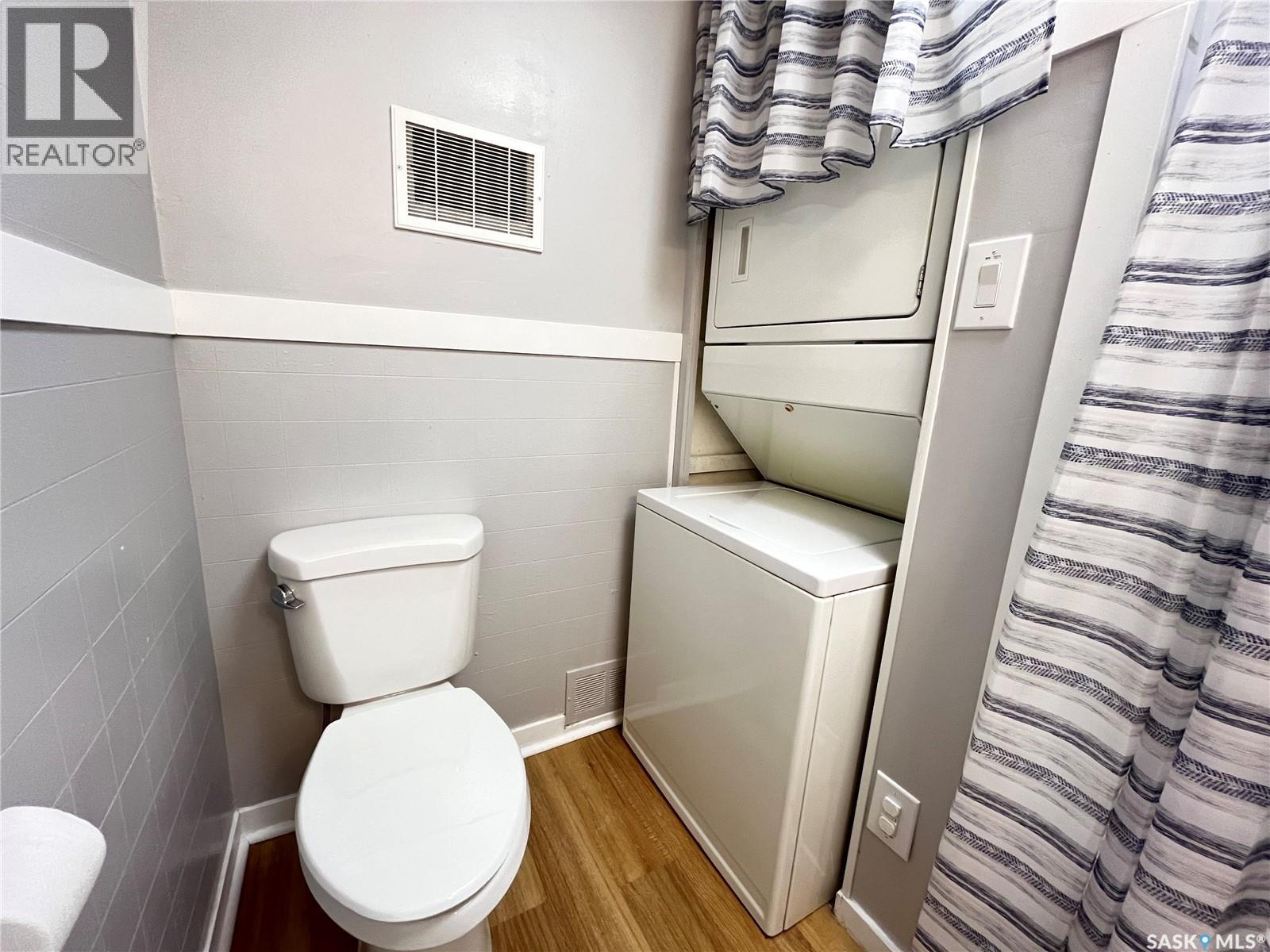 408 Maple Street, Maple Creek, Saskatchewan  S0N 1N0 - Photo 16 - SK024947