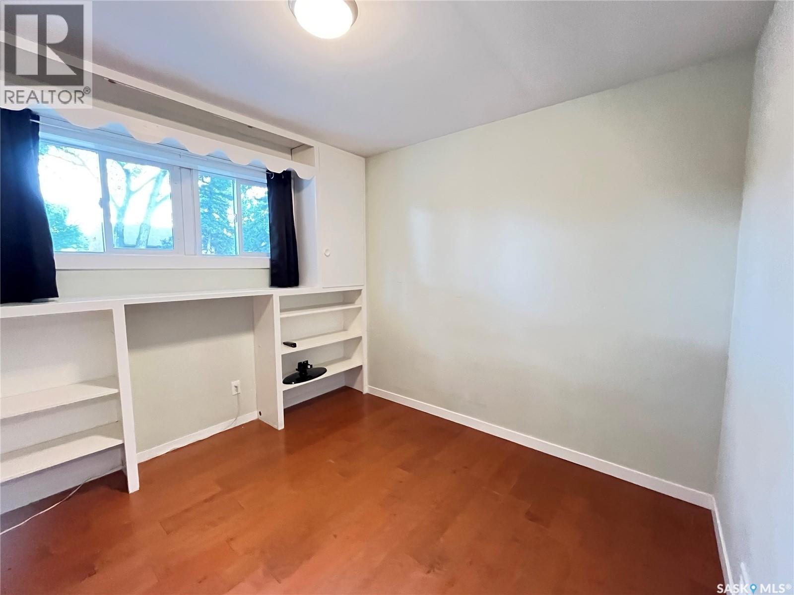 408 Maple Street, Maple Creek, Saskatchewan  S0N 1N0 - Photo 21 - SK024947