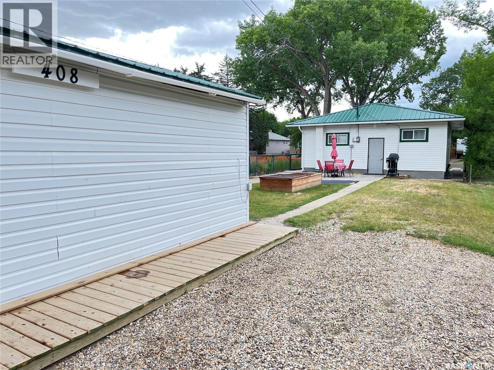 408 Maple Street, Maple Creek, Saskatchewan  S0N 1N0 - Photo 6 - SK024947