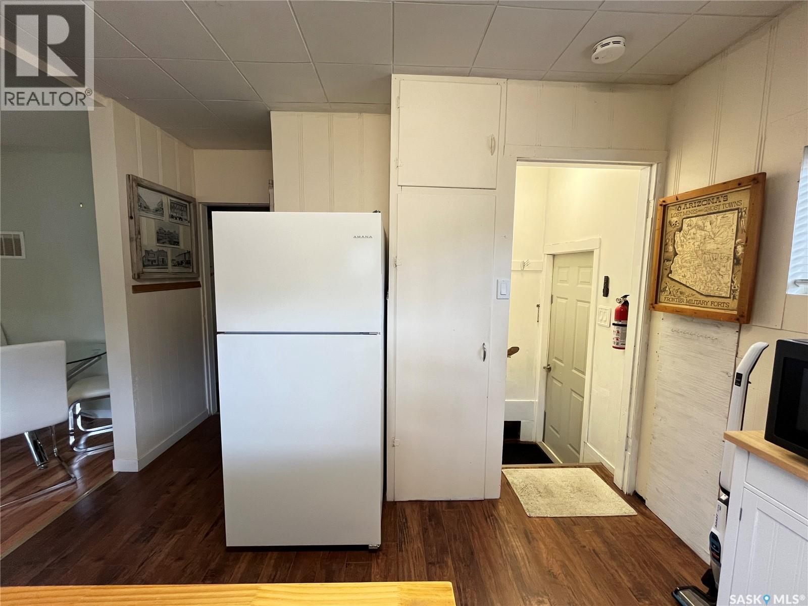 408 Maple Street, Maple Creek, Saskatchewan  S0N 1N0 - Photo 8 - SK024947