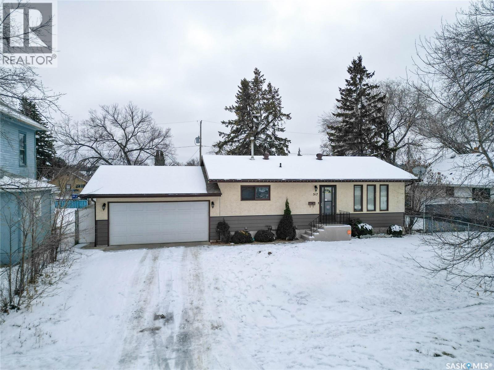 517 12th STREET E, prince albert, Saskatchewan