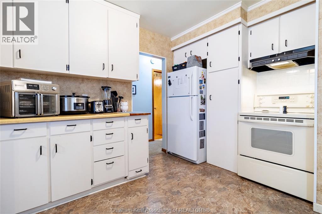 282 Talbot Street West, Blenheim, Ontario  N0P 1A0 - Photo 15 - 25030686