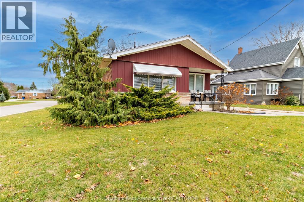 282 Talbot Street West, Blenheim, Ontario  N0P 1A0 - Photo 3 - 25030686