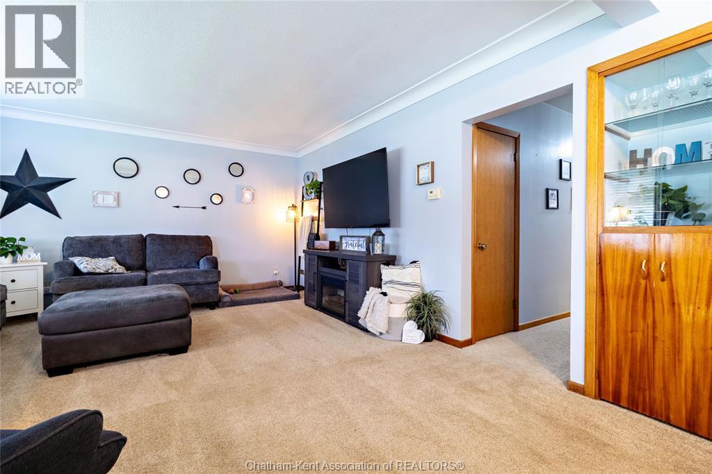 282 Talbot Street West, Blenheim, Ontario  N0P 1A0 - Photo 7 - 25030686