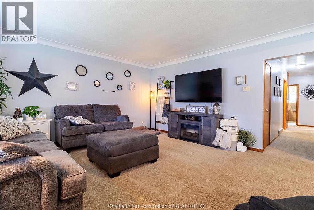 282 Talbot Street West, Blenheim, Ontario  N0P 1A0 - Photo 8 - 25030686