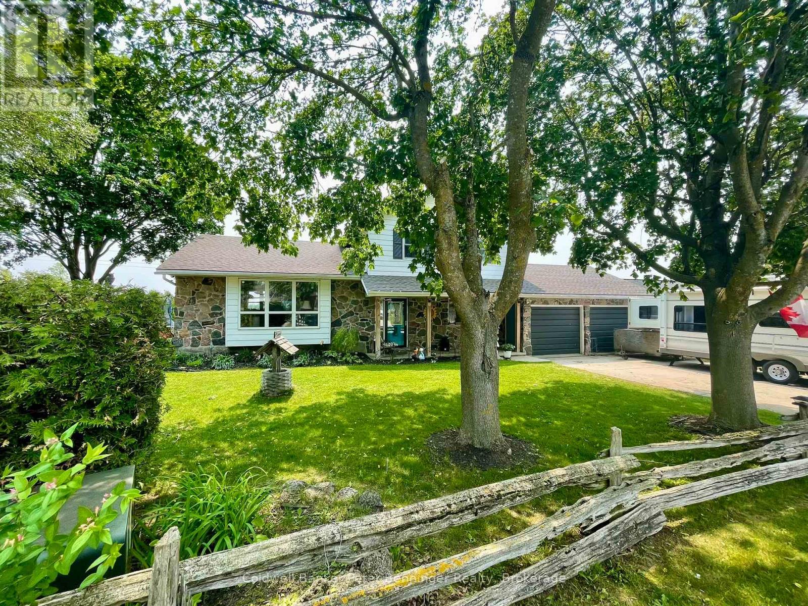 77 2ND STREET CRESCENT, Hanover, Ontario