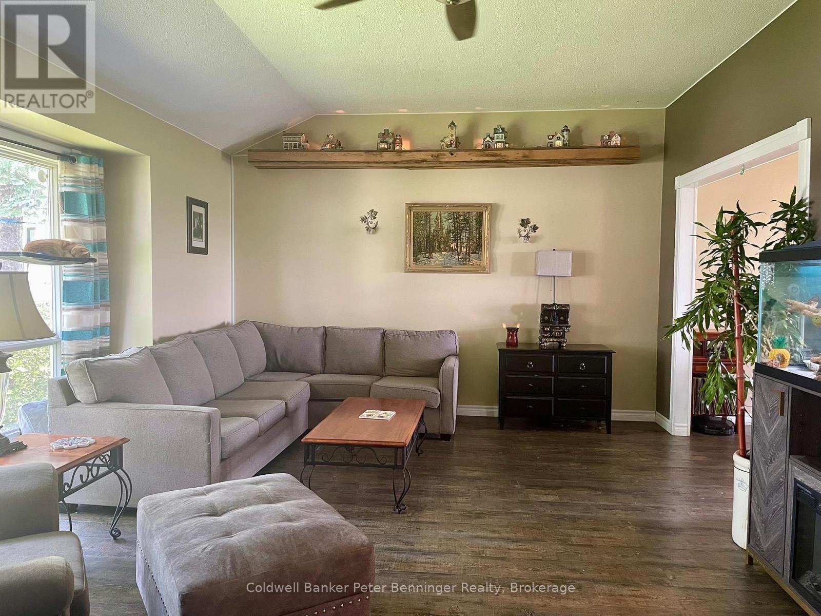 77 2nd Street Crescent, Hanover, Ontario N4N 3K3 - Photo 18 - X12207623