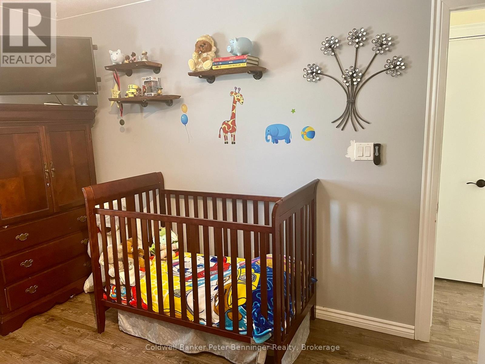 77 2nd Street Crescent, Hanover, Ontario N4N 3K3 - Photo 28 - X12207623