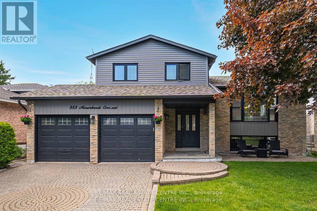 583 MOORELANDS CRESCENT, Milton, Ontario