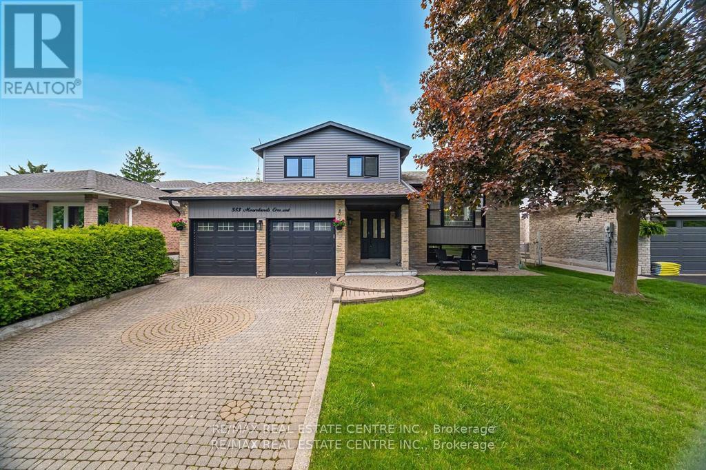 583 Moorelands Crescent, Milton, Ontario  L9T 4B3 - Photo 2 - W12589306