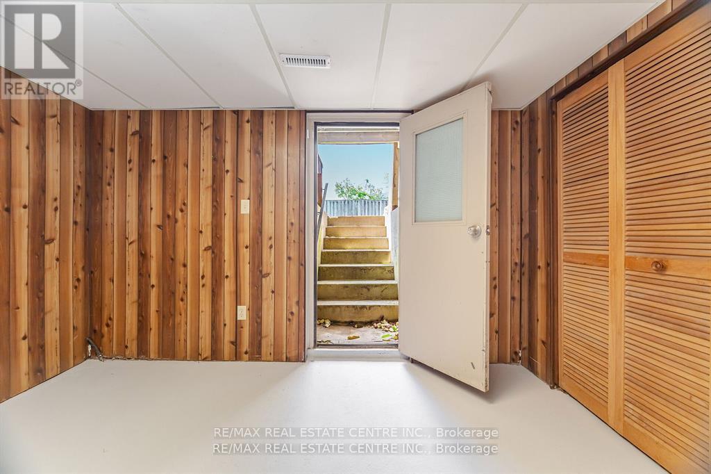 583 Moorelands Crescent, Milton, Ontario  L9T 4B3 - Photo 34 - W12589306