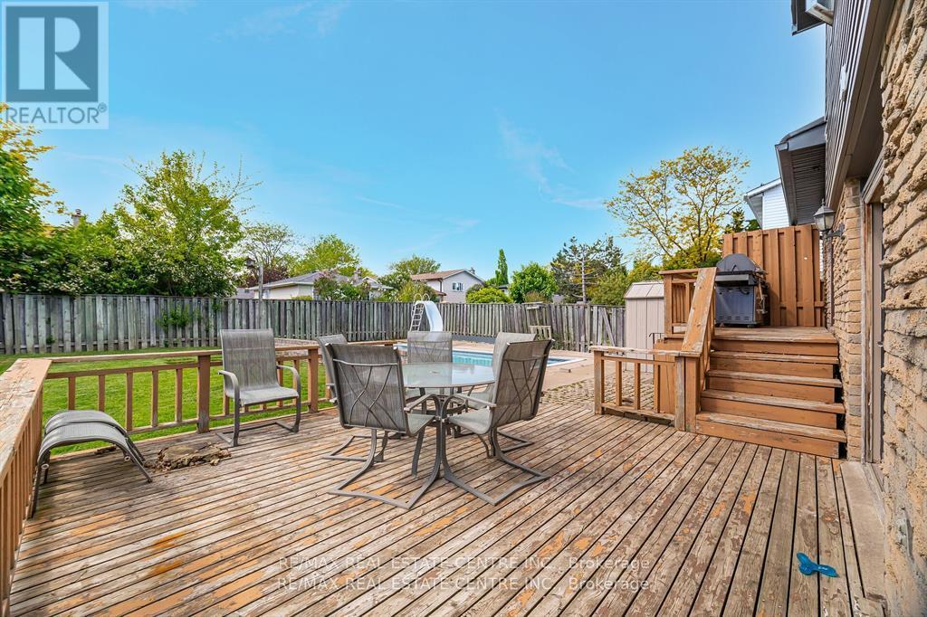 583 Moorelands Crescent, Milton, Ontario  L9T 4B3 - Photo 37 - W12589306