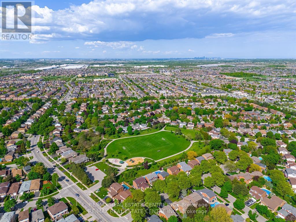 583 Moorelands Crescent, Milton, Ontario  L9T 4B3 - Photo 48 - W12589306