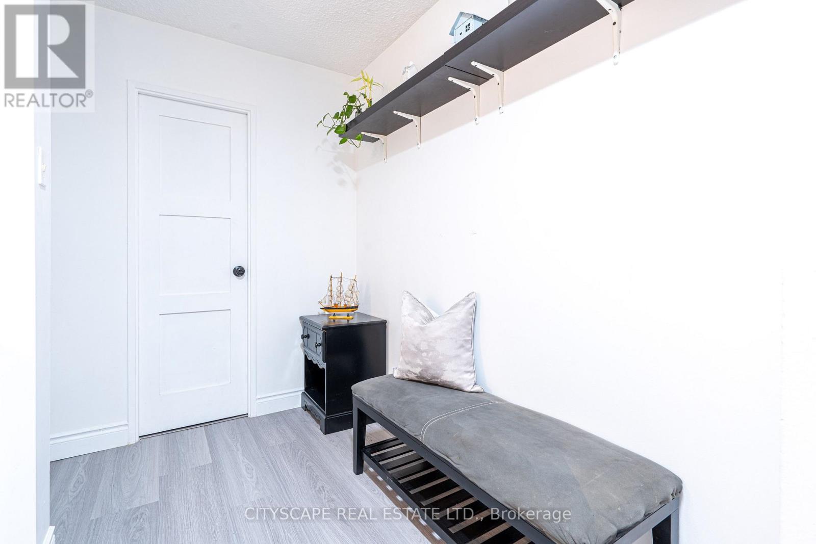 115 - 2121 Roche Court, Mississauga, Ontario  L5K 2C7 - Photo 30 - W12589308