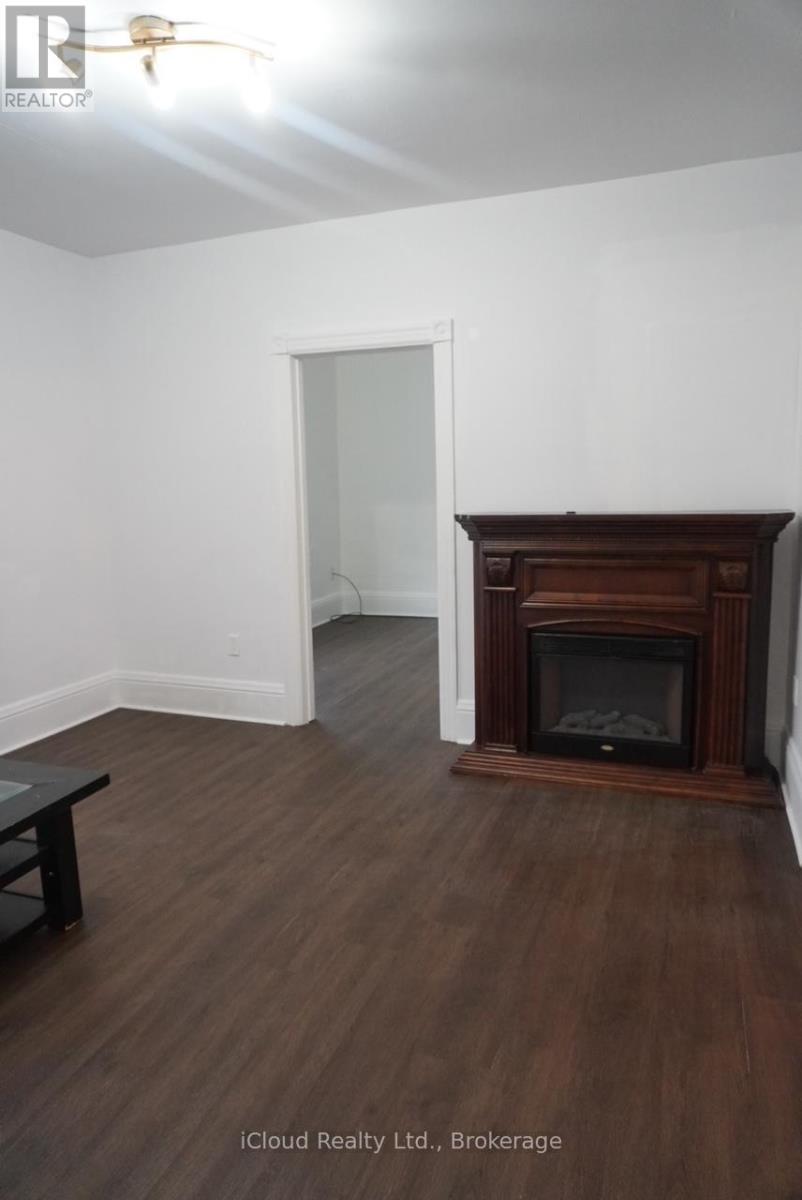 3rd Flr - 5 Caithness Street W, Haldimand, Ontario  N3W 1B7 - Photo 15 - X12507094