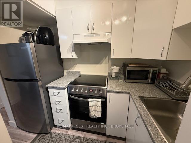 166 Queen Street, Kingston (East Of Sir John A. Blvd), Ontario  K7K 1B1 - Photo 11 - X12589320