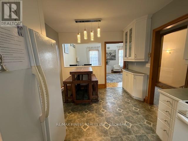 166 Queen Street, Kingston (East Of Sir John A. Blvd), Ontario  K7K 1B1 - Photo 26 - X12589320