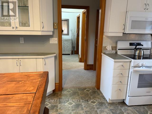 166 Queen Street, Kingston (East Of Sir John A. Blvd), Ontario  K7K 1B1 - Photo 29 - X12589320