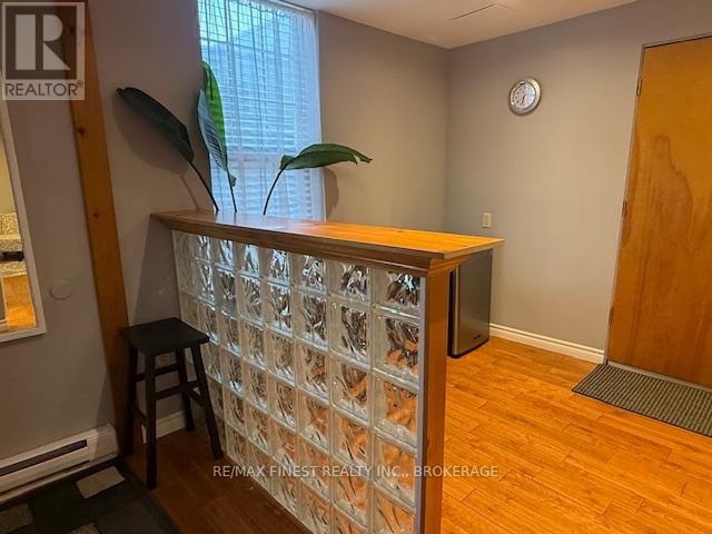 166 Queen Street, Kingston (East Of Sir John A. Blvd), Ontario  K7K 1B1 - Photo 4 - X12589320