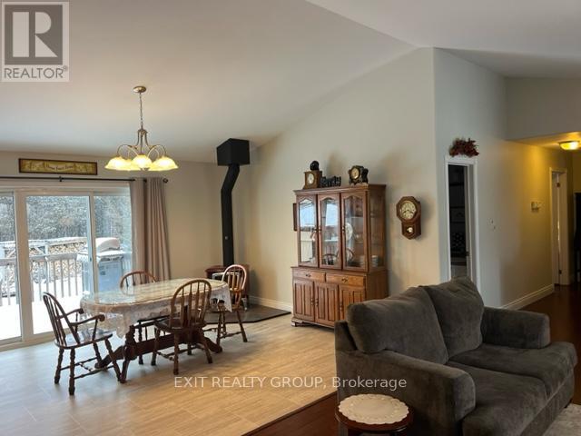 1047 Lazier Road, Tyendinaga, Ontario  K0K 3A0 - Photo 10 - X12589368