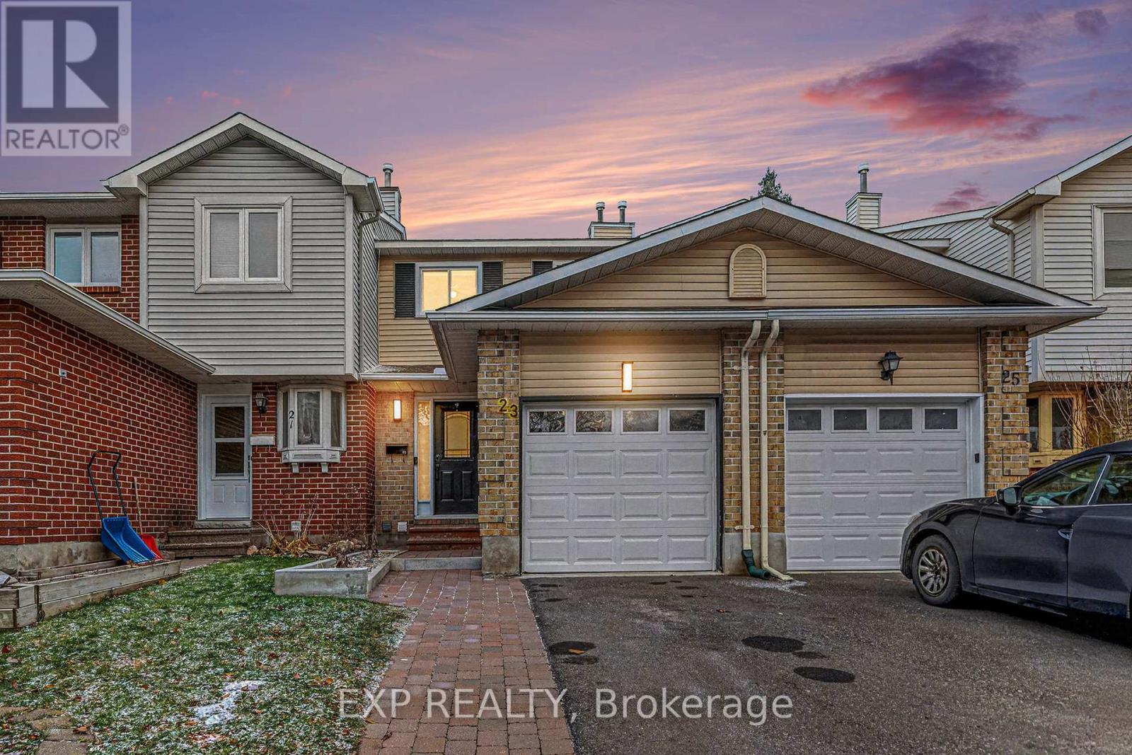 23 MCCURDY DRIVE, Ottawa, Ontario