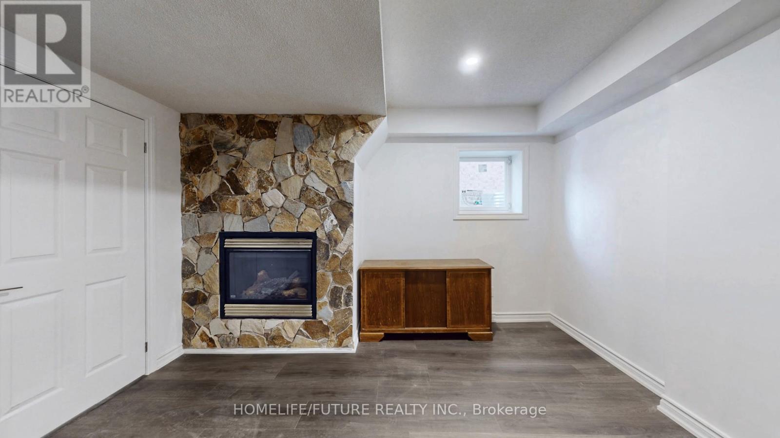 Bsmt Unit 2 - 75 Silver Rose Crescent, Markham, Ontario L6C 1W6 - Photo 3 - N12560752