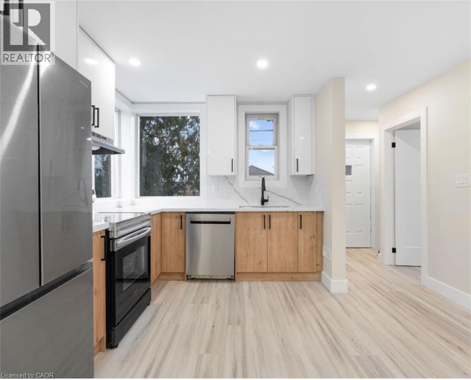 264 Thayer Avenue Unit# 1, Hamilton, Ontario  L9A 1J7 - Photo 2 - 40791429