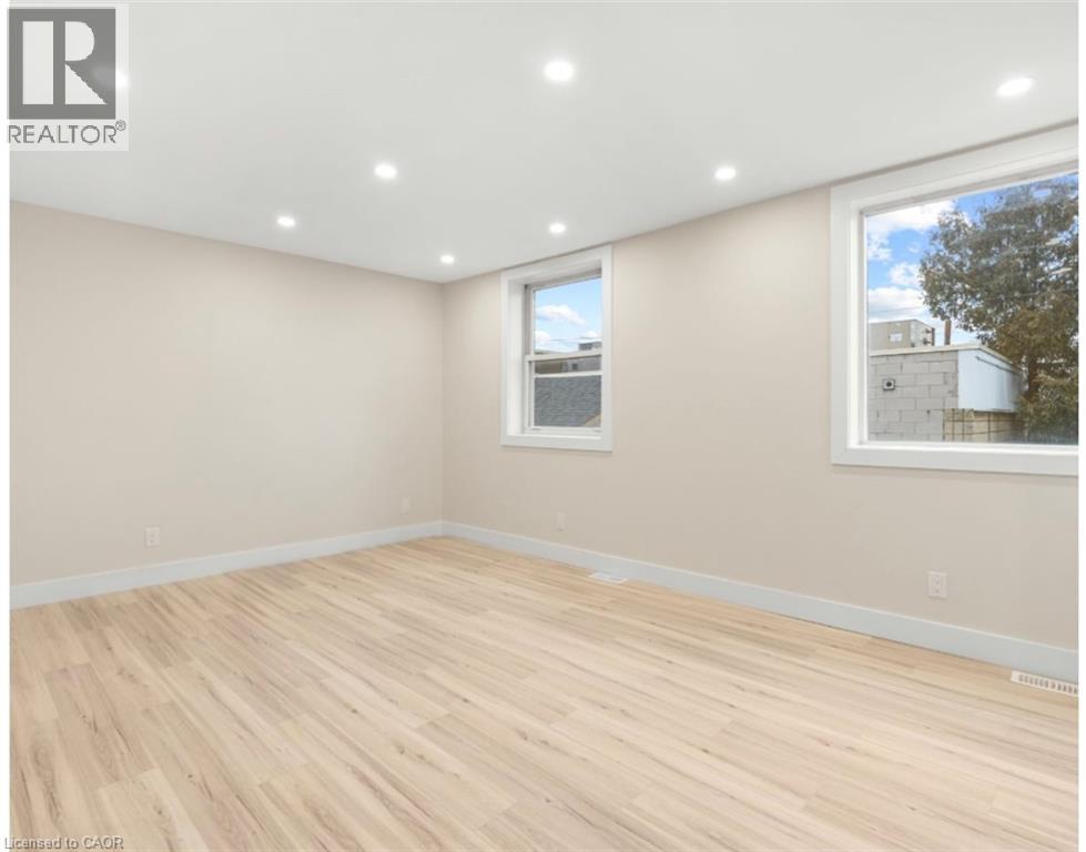 264 Thayer Avenue Unit# 1, Hamilton, Ontario  L9A 1J7 - Photo 3 - 40791429