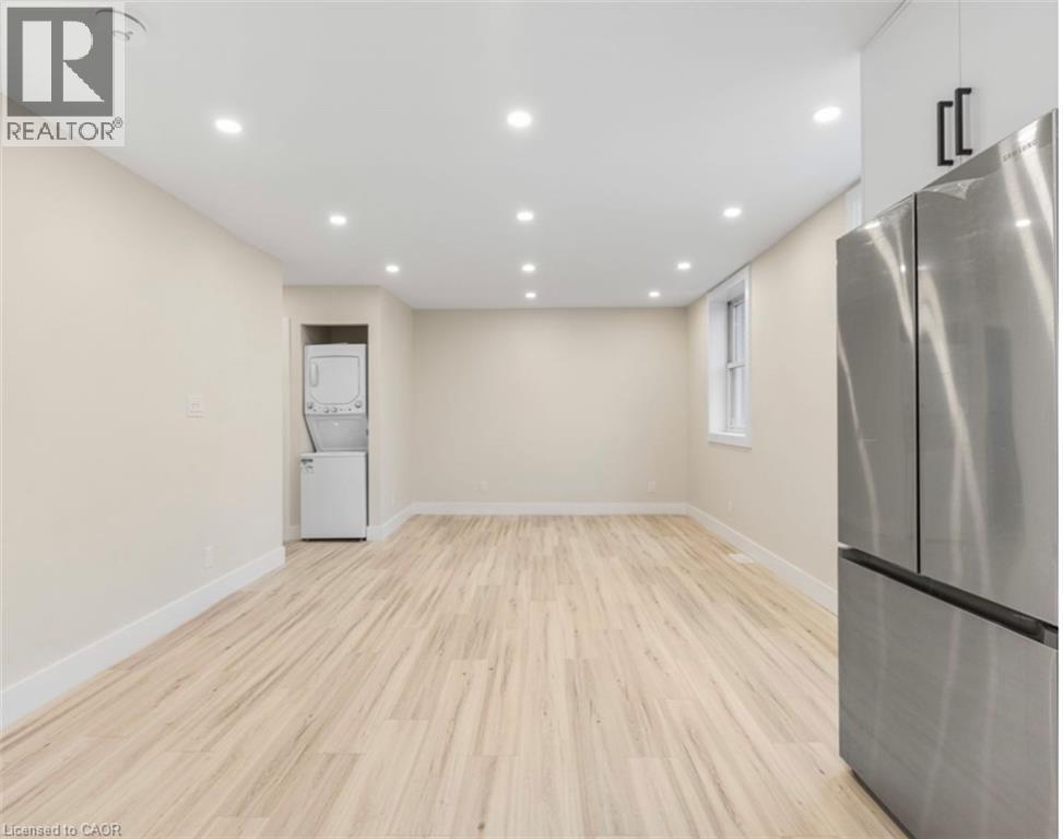 264 Thayer Avenue Unit# 1, Hamilton, Ontario  L9A 1J7 - Photo 7 - 40791429