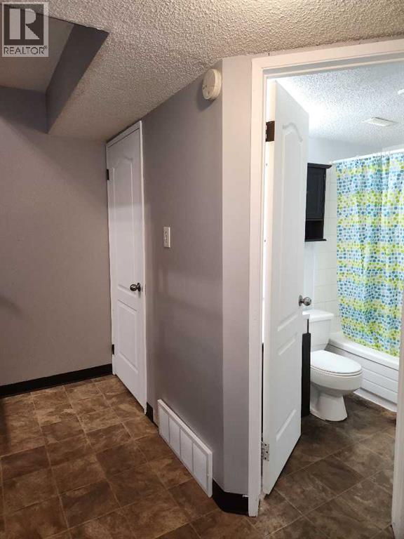 6323 59 Avenue, Red Deer, Alberta  T4N 5P9 - Photo 30 - A2272222