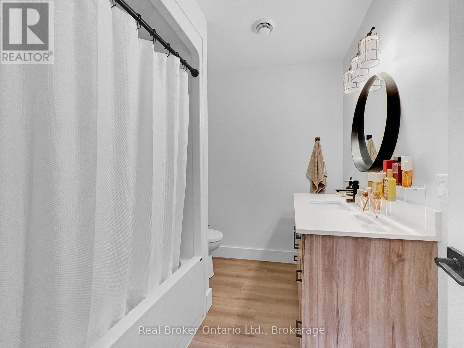 189-193 High Street, Saugeen Shores, Ontario  N0H 2L0 - Photo 22 - X12438829