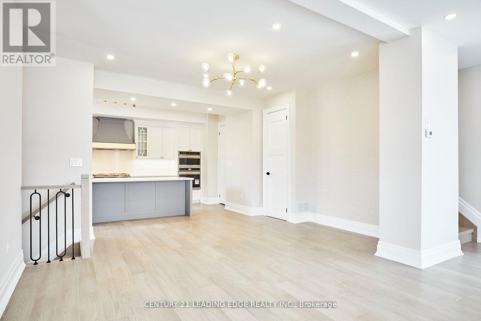 50 Dorset Road, Toronto, Ontario  M1M 2S7 - Photo 6 - E12589316